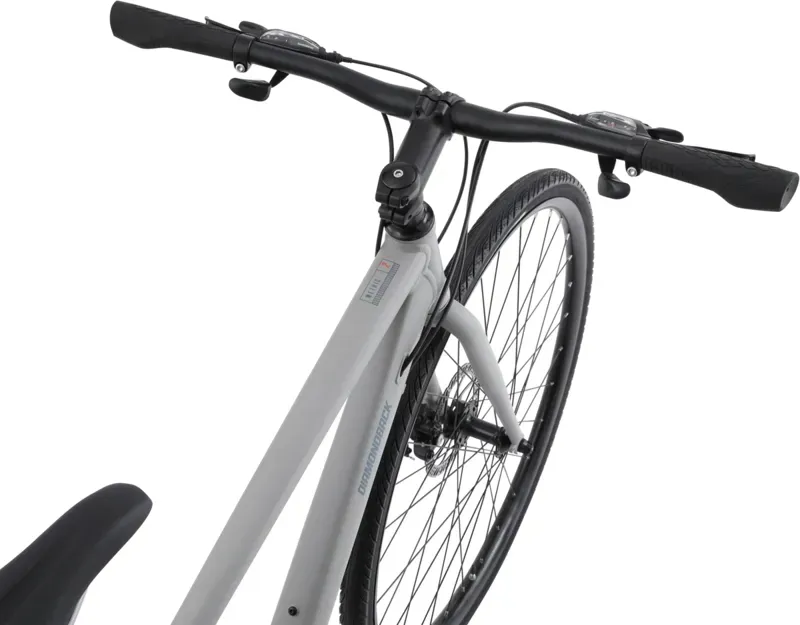 Diamondback Metric 2 Flat Bar Bike in Gray-2