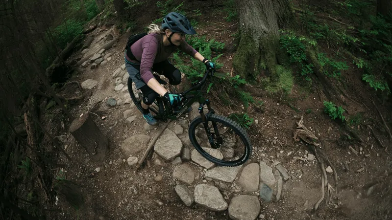 Norco Fluid FS A4 Mountain Bike - Red/Black-2