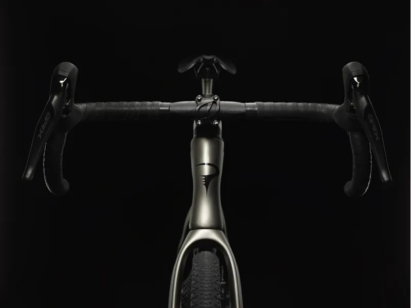 Pinarello Grevil F5 GRX610 Gravel Bike - Grey-5