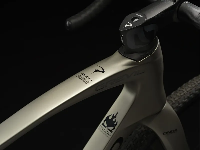 Pinarello Grevil F5 GRX610 Gravel Bike - Grey-6