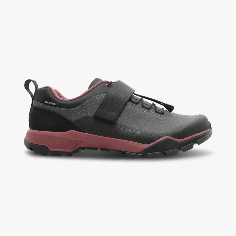 Shimano SH-EX500 Women's Touring Shoes in Black